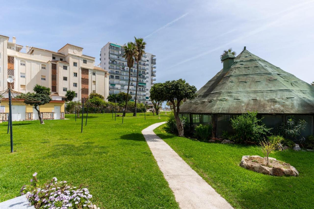 Mi Casa De La Playa -Estudio Frente Al Mar- Leilighet Benalmádena Eksteriør bilde